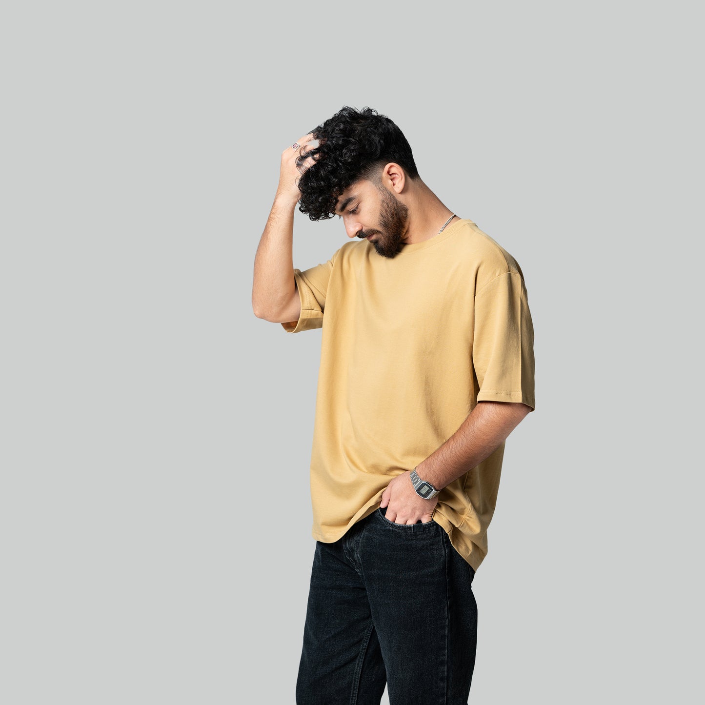 Solids : Dark beige