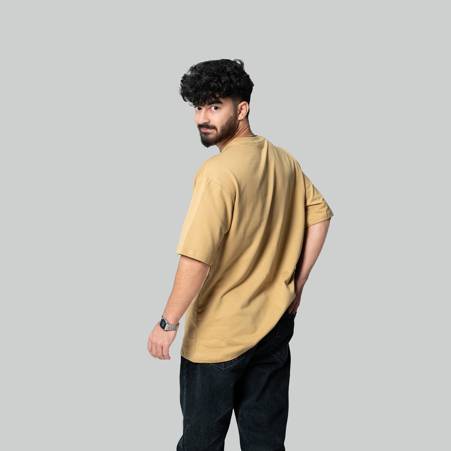 Solids : Dark beige